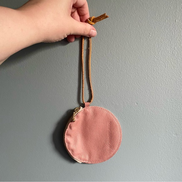 Erin Templeton 360 soft wallet zip up leather blush pink bnwot - Picture 3 of 6